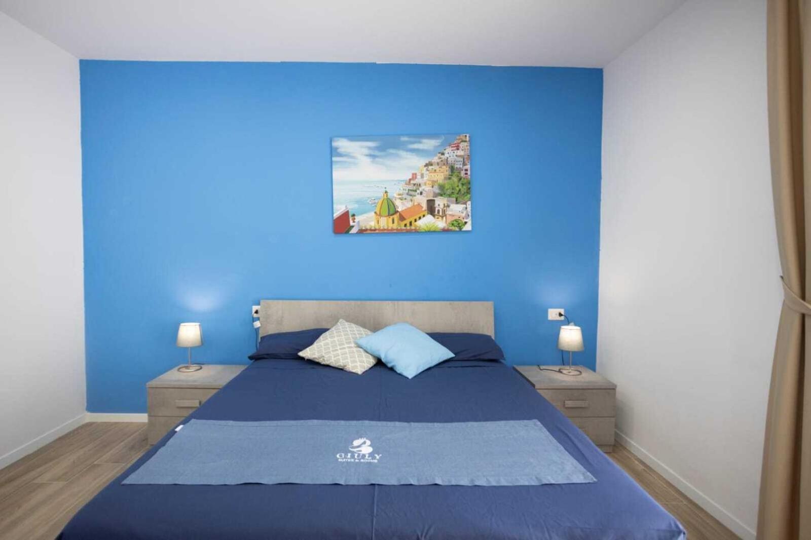 Giuly Suites & Rooms Napoli Esterno foto