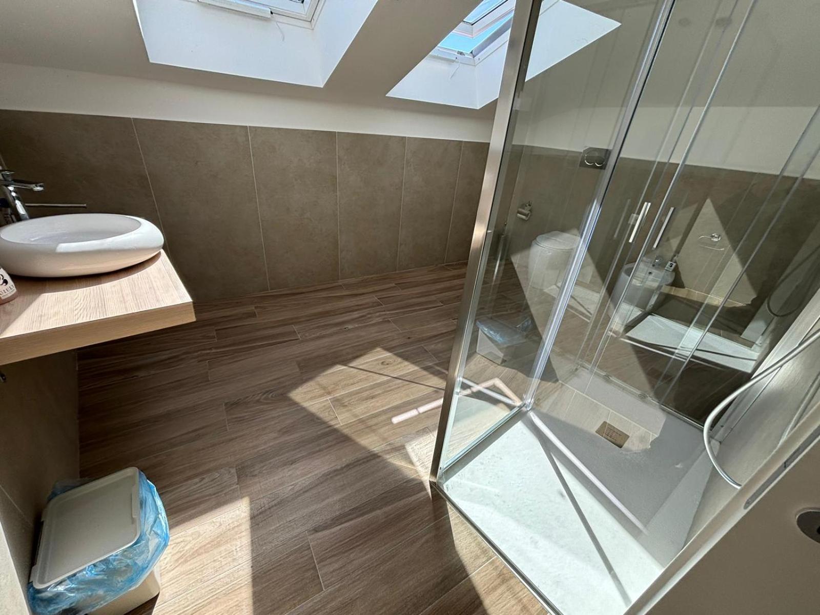 Giuly Suites & Rooms Napoli Esterno foto
